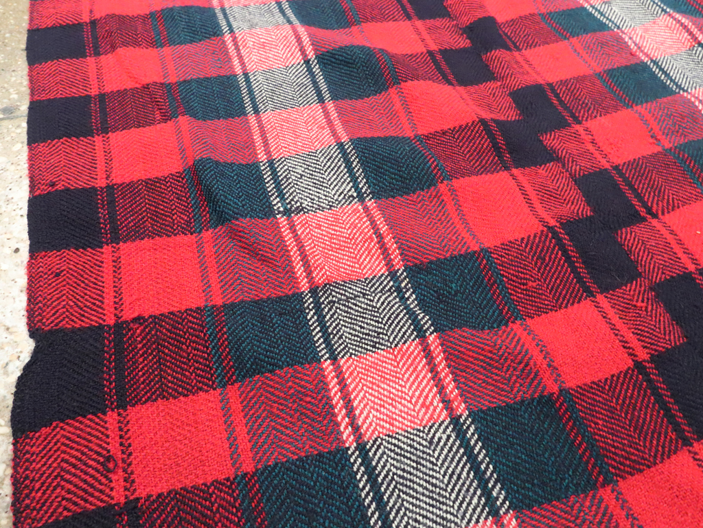 Vintage Persian Square Textile, No.28944 - Galerie Shabab