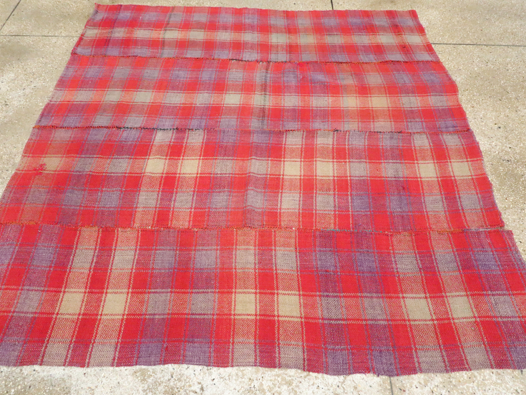 Vintage Persian Square Textile, No.28946 - Galerie Shabab