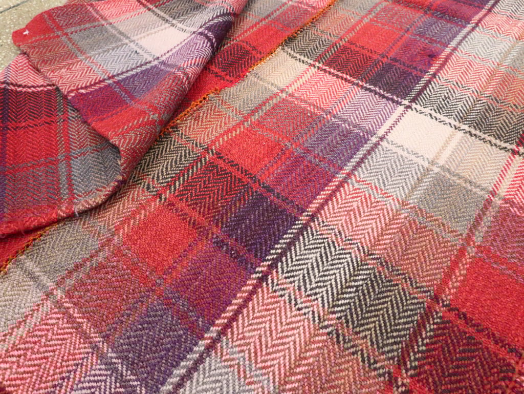 Vintage Persian Textile, No.28950 - Galerie Shabab