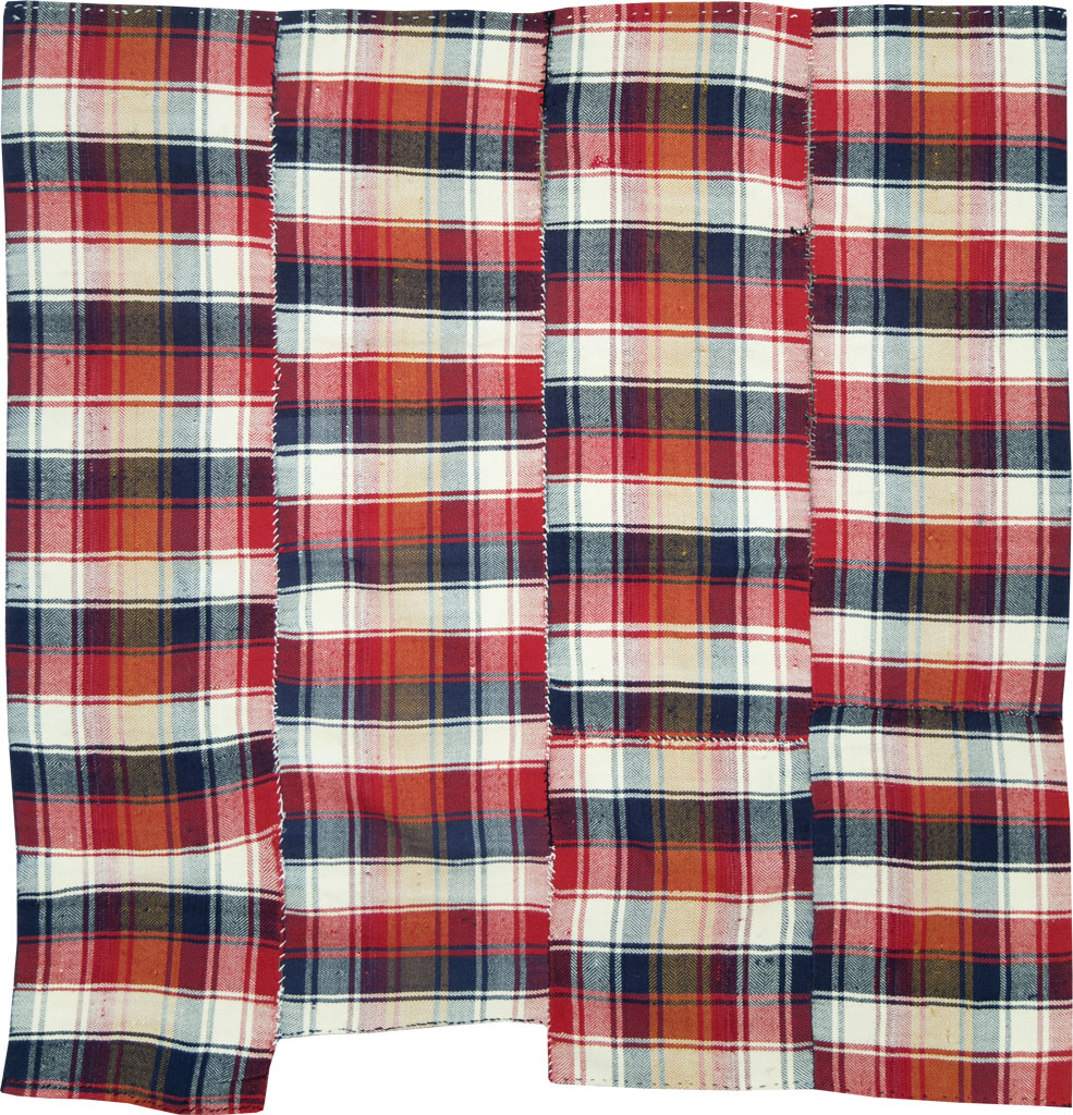 Vintage Persian Square Textile, No.28951 - Galerie Shabab