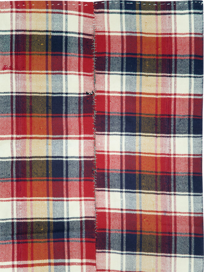 Vintage Persian Square Textile, No.28951 - Galerie Shabab