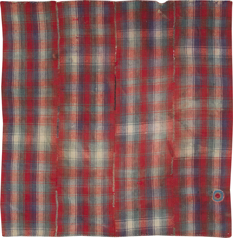 Vintage Persian Square Textile, No.28952 - Galerie Shabab