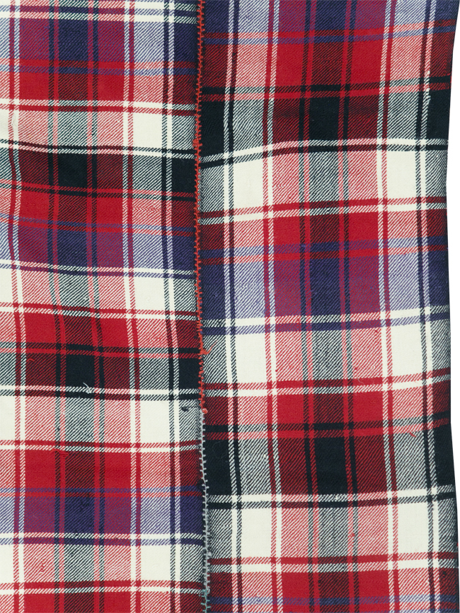 Vintage Persian Square Textile, No.28953 - Galerie Shabab