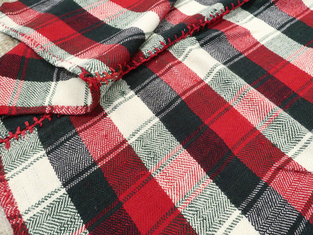 Vintage Persian Textile, No.28957 - Galerie Shabab