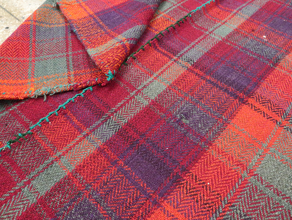 Vintage Persian Plaid Textile, No.28961 - Galerie Shabab