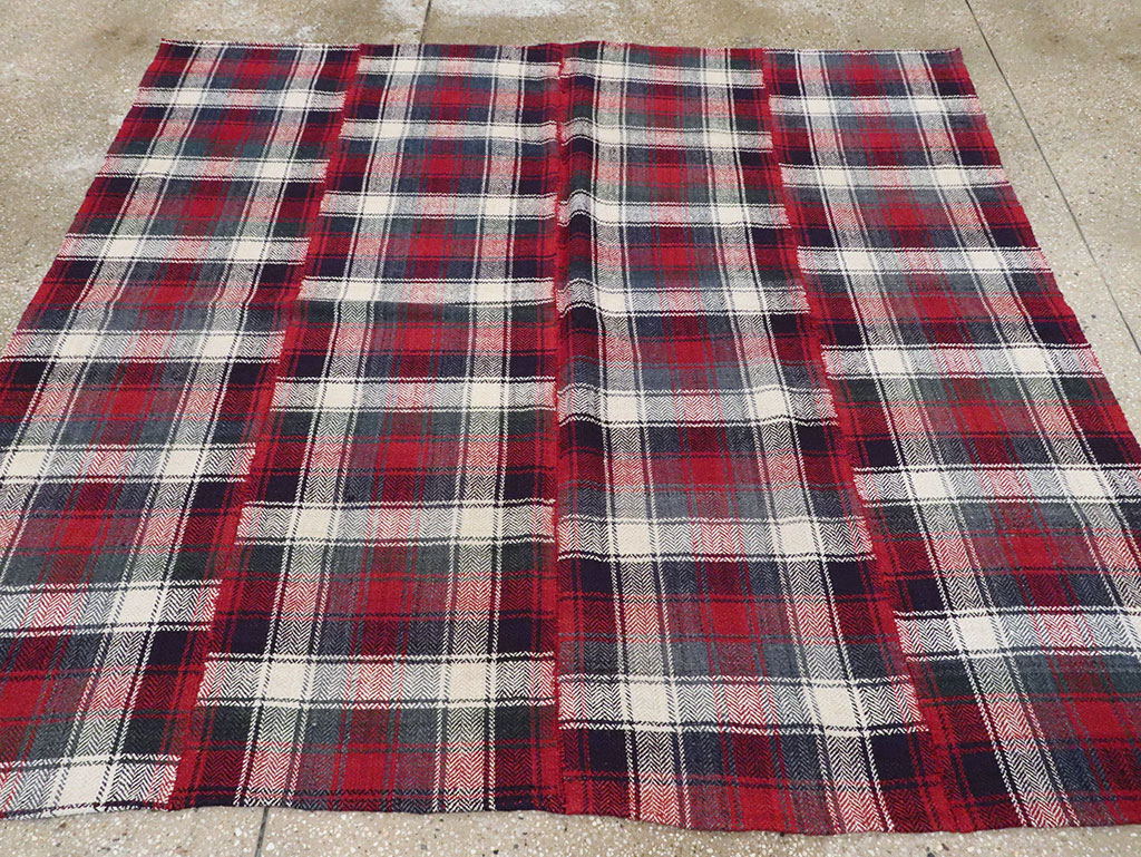Vintage Persian Square Plaid Textile, No.28966 - Galerie Shabab