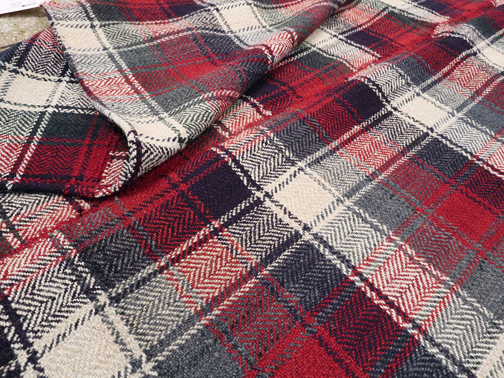 Vintage Persian Square Plaid Textile, No.28966 - Galerie Shabab