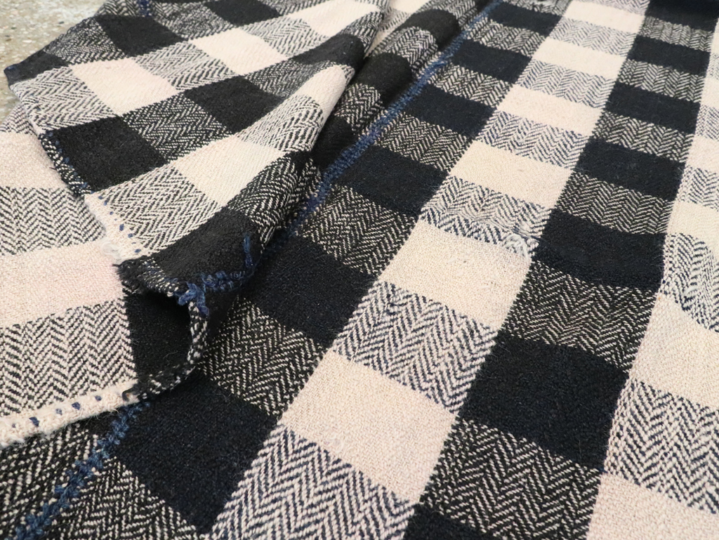 Vintage Persian Textile, No.28971 - Galerie Shabab