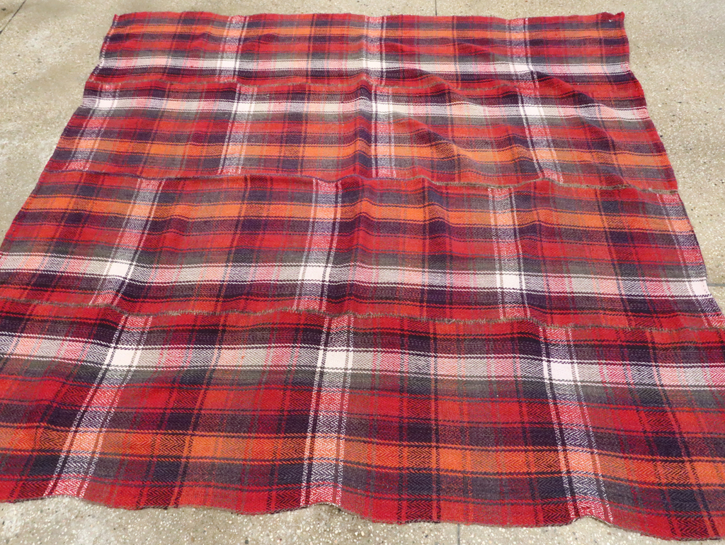 Vintage Persian Square Textile, No.28972 - Galerie Shabab