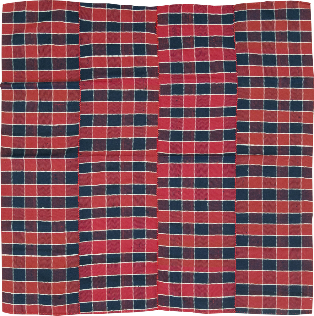 Vintage Persian Square Textile, No.28978 - Galerie Shabab