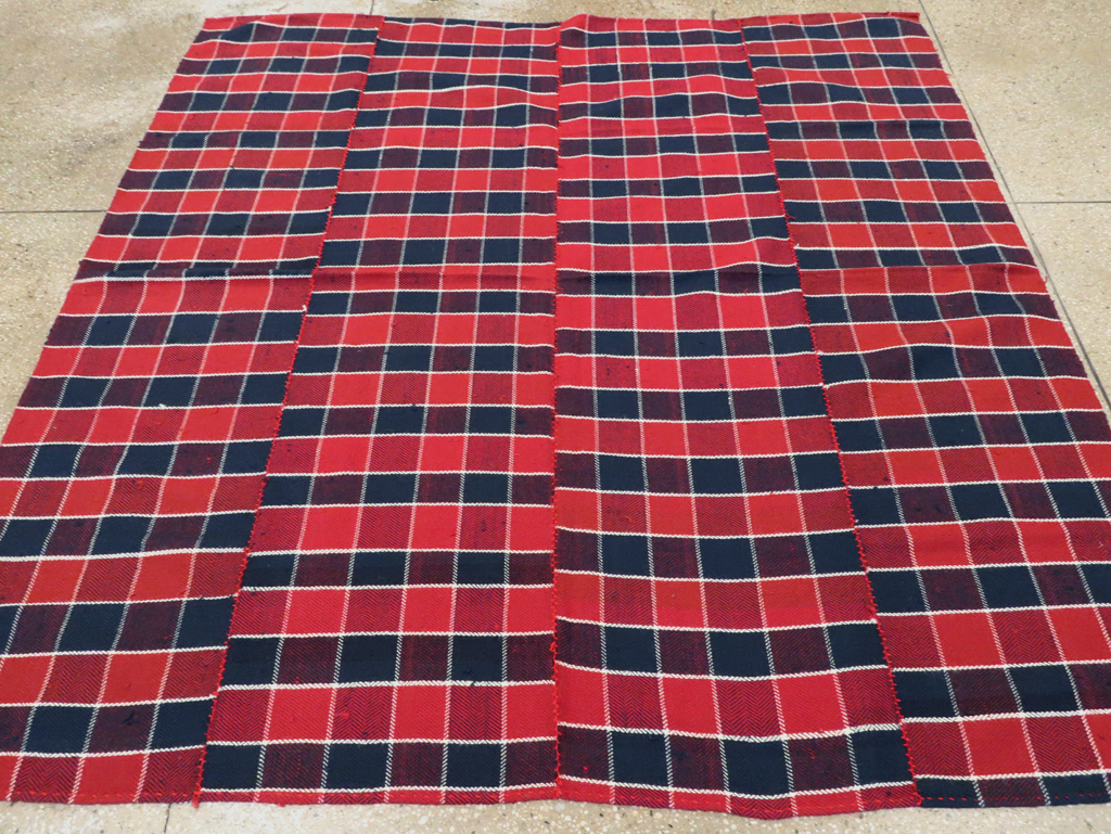 Vintage Persian Square Textile, No.28978 - Galerie Shabab