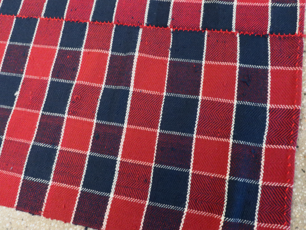 Vintage Persian Square Textile, No.28978 - Galerie Shabab