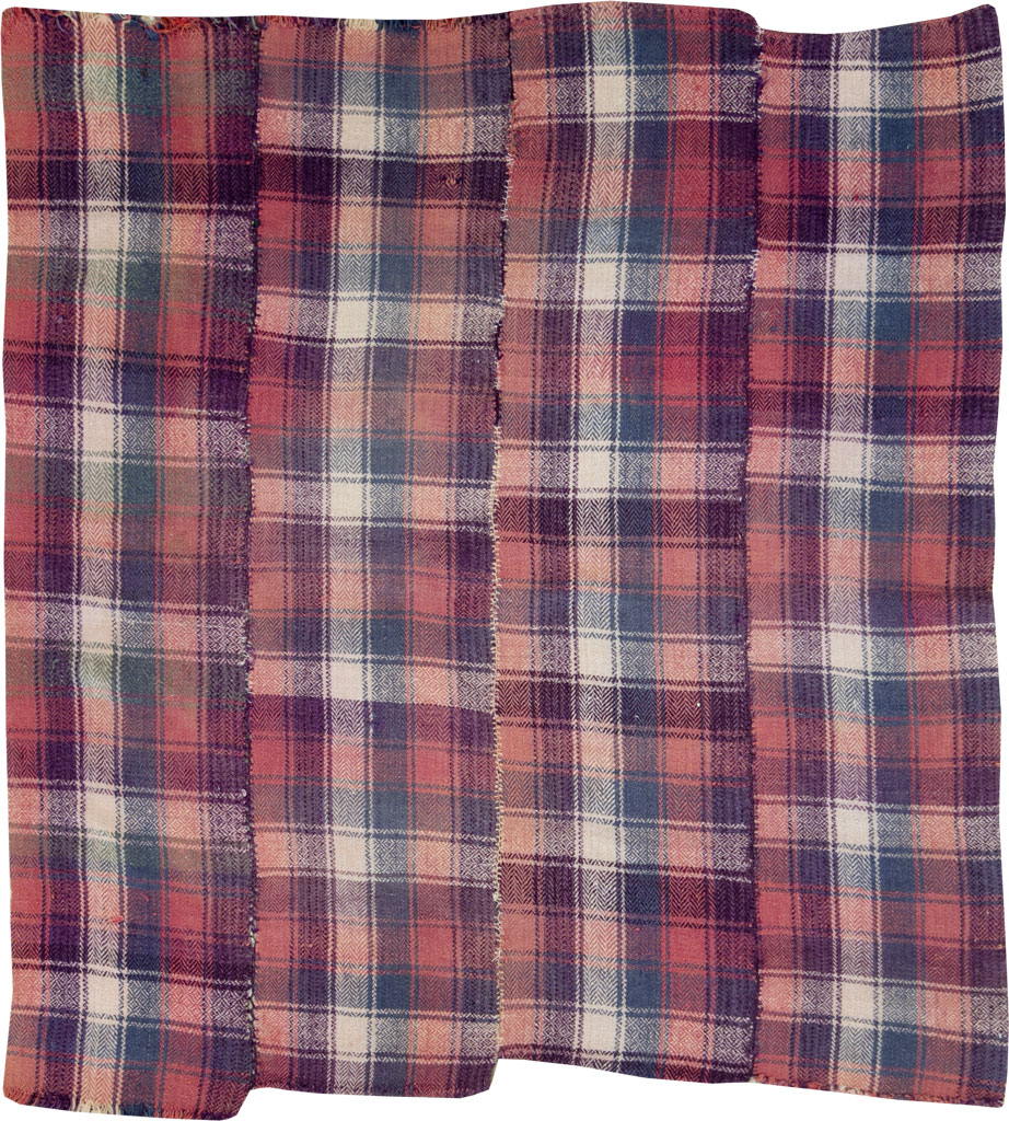 Vintage Persian Square Textile, No.28983 - Galerie Shabab