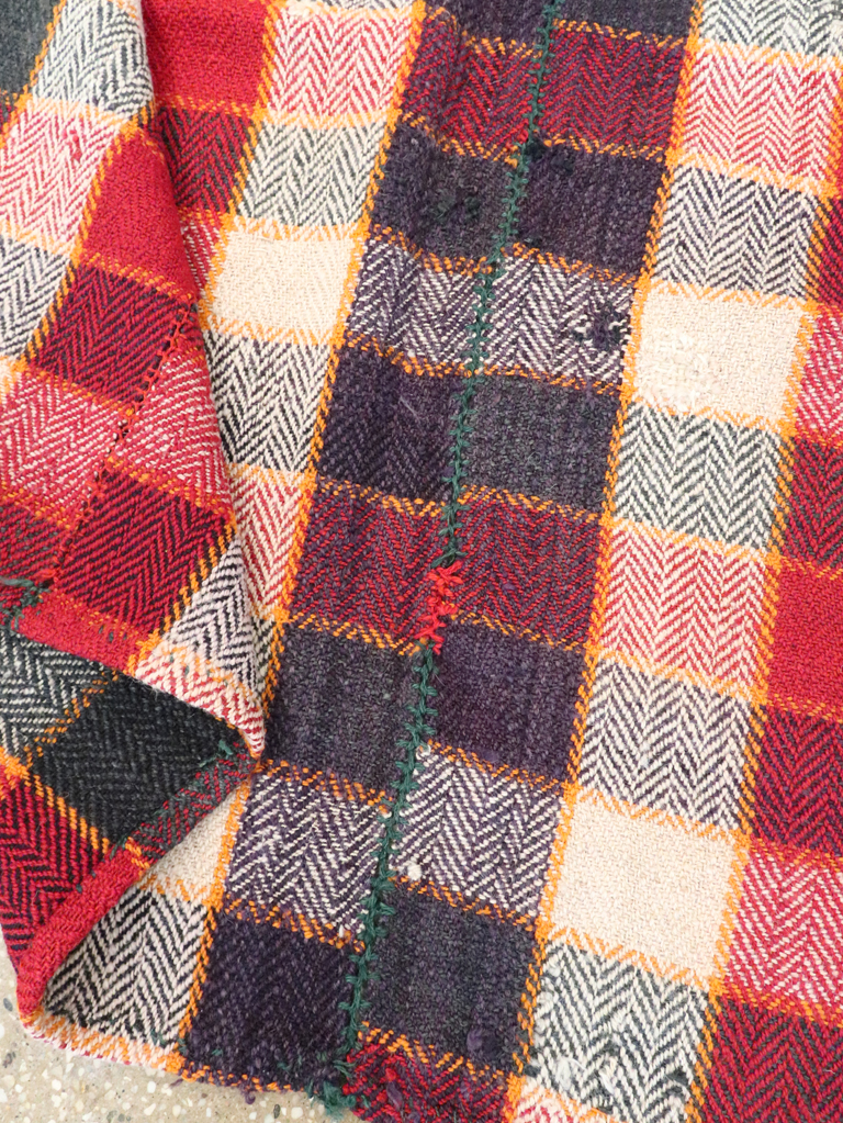 Vintage Persian Textile, No.28992 - Galerie Shabab