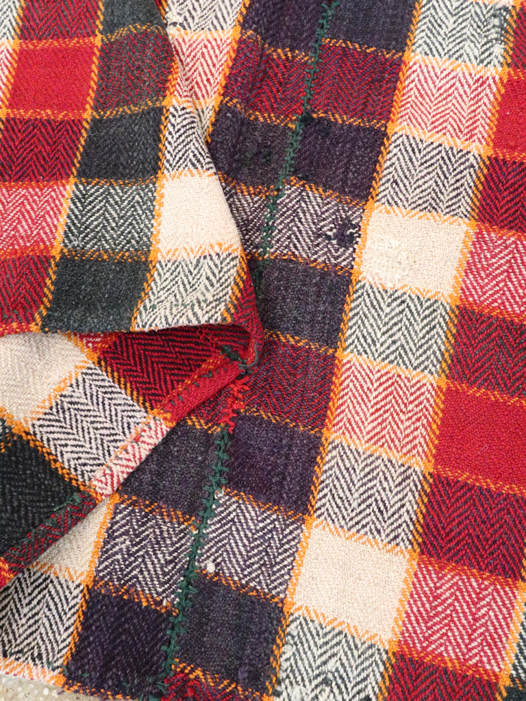 Vintage Persian Textile, No.28992 - Galerie Shabab