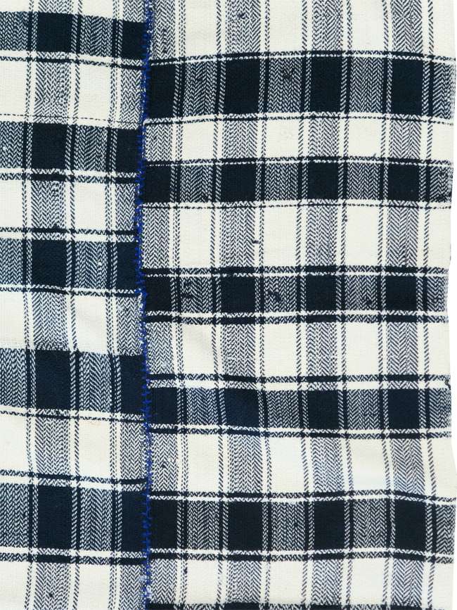 Vintage Persian Square Textile, No.29000 - Galerie Shabab