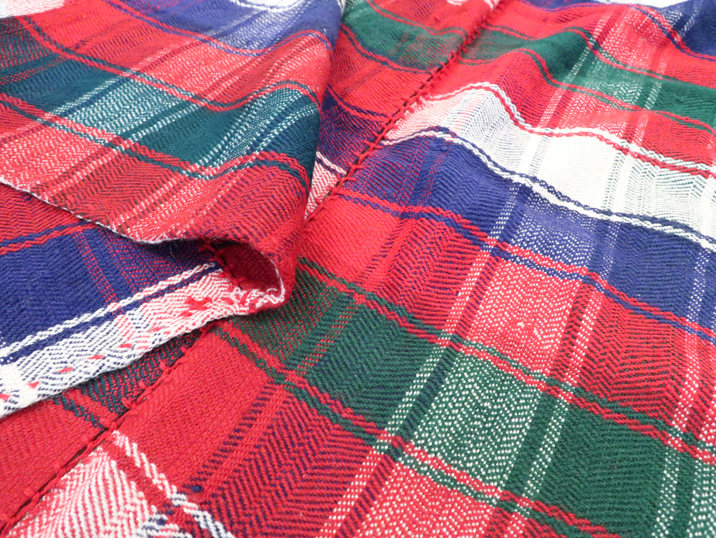 Vintage Persian Textile, No.29001 - Galerie Shabab