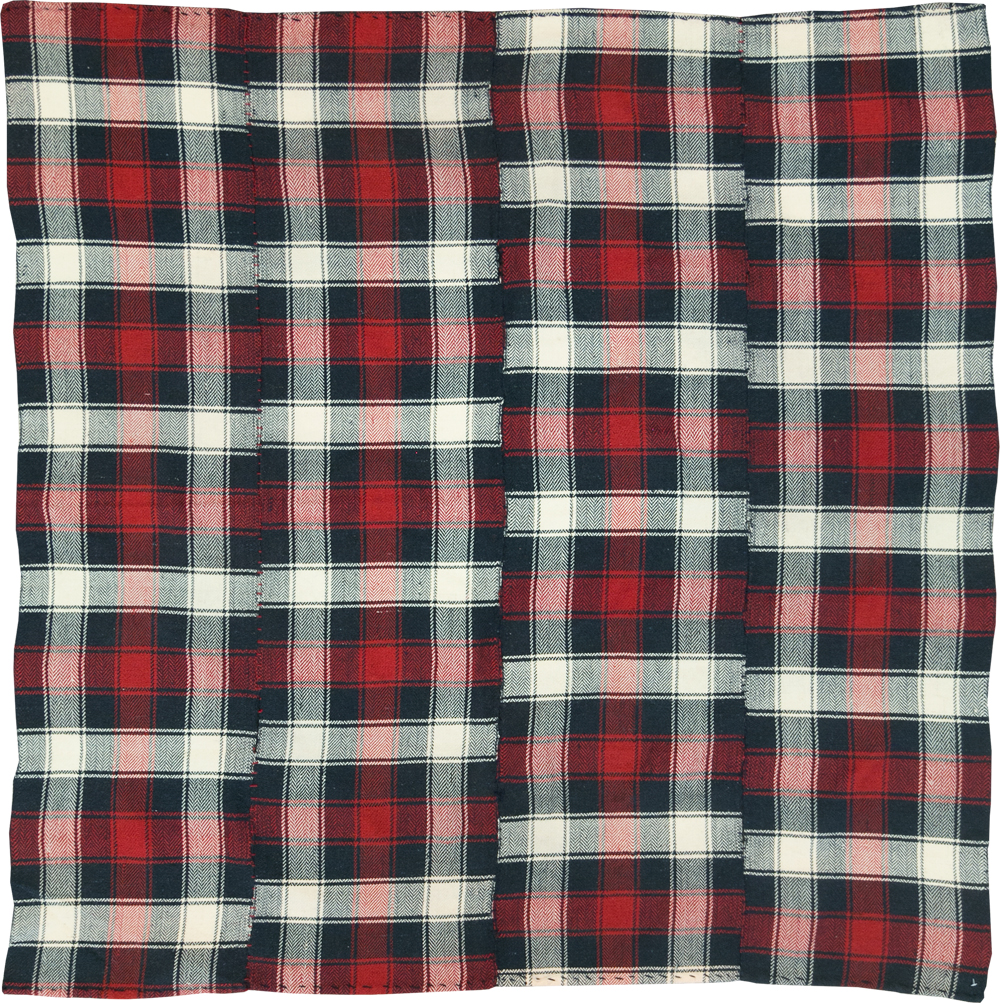 Vintage Persian Square Textile, No.29007 - Galerie Shabab