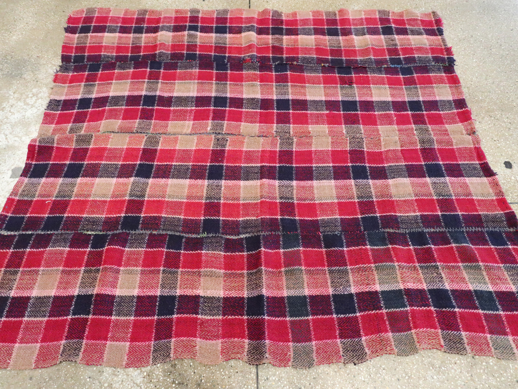 Vintage Persian Square Textile, No.29012 - Galerie Shabab