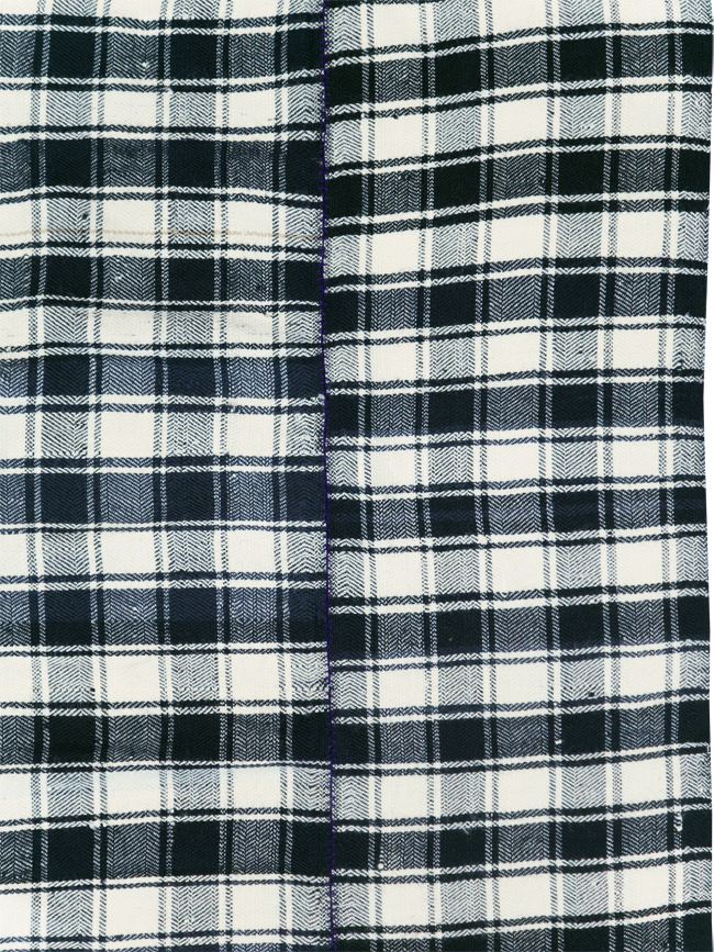 Vintage Persian Square Textile, No.29027 - Galerie Shabab