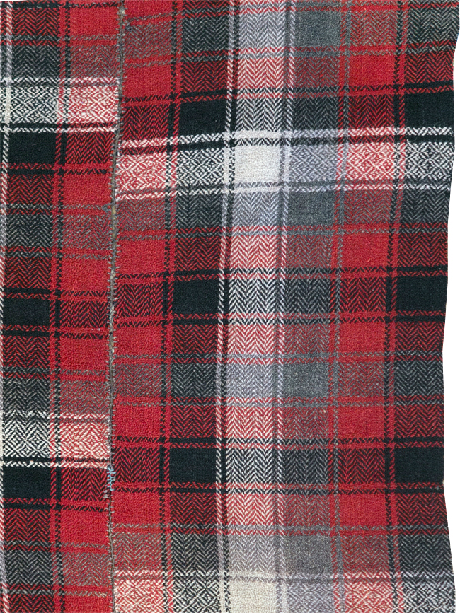 Vintage Persian Square Textile, No.29033 - Galerie Shabab