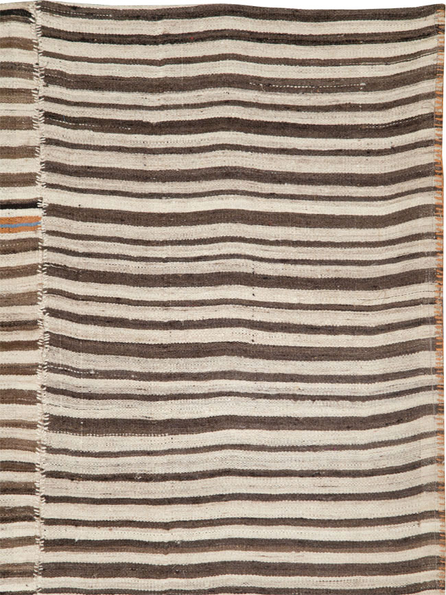 Vintage Persian Flatweave Kilim Accent Rug, No.29042 - Galerie Shabab