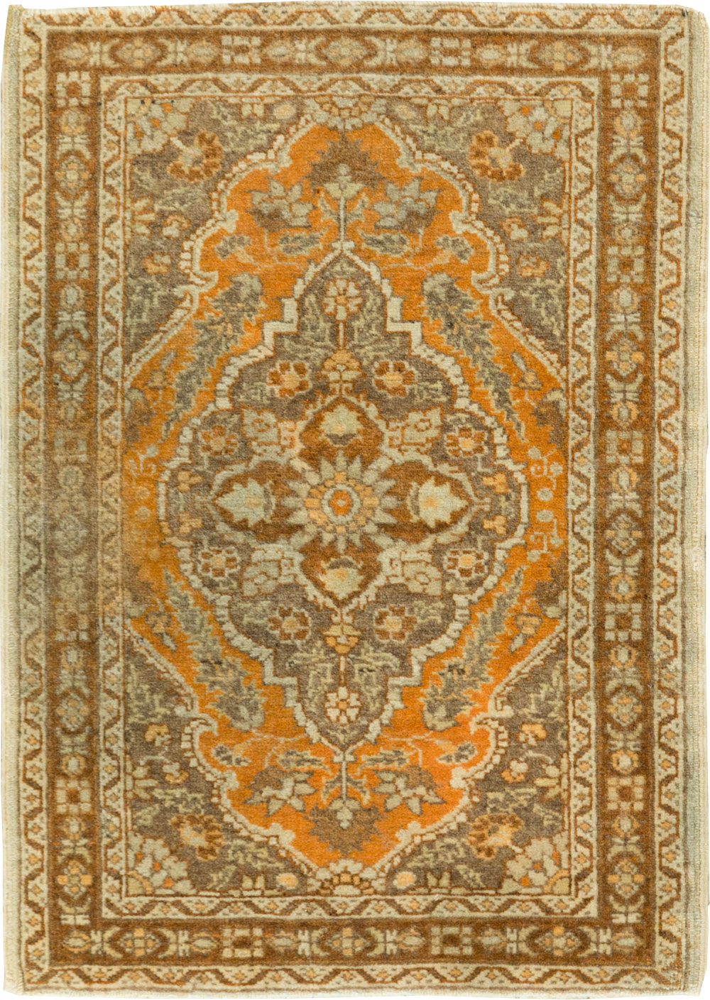 Vintage Persian Tabriz Throw Rug, No.29063 - Galerie Shabab