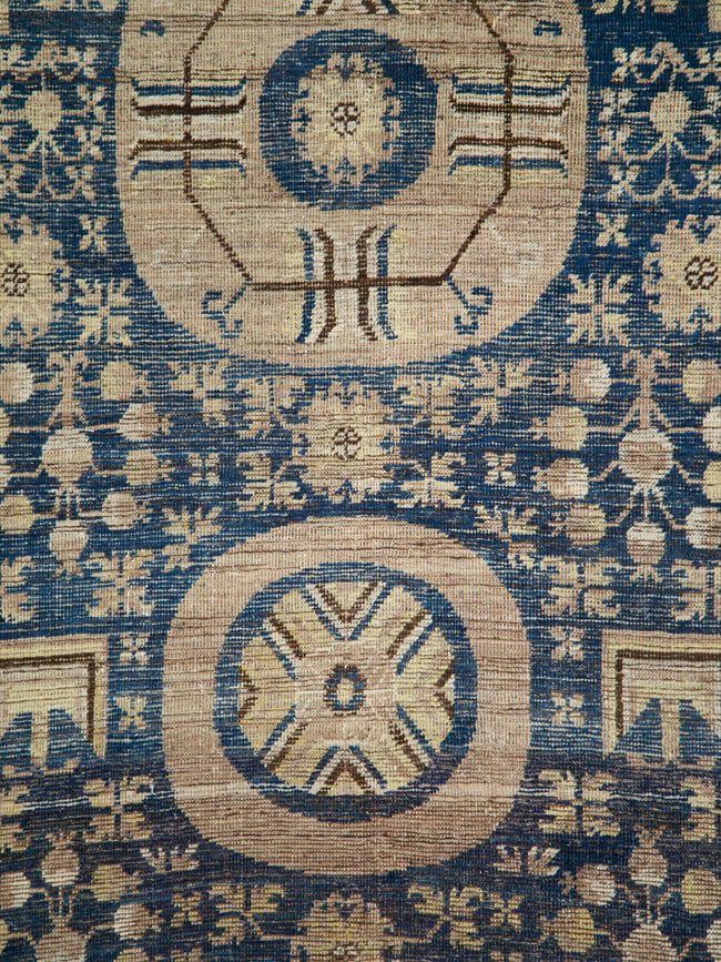 Antique East Turkestan Khotan Carpet, No.29064 - Galerie Shabab
