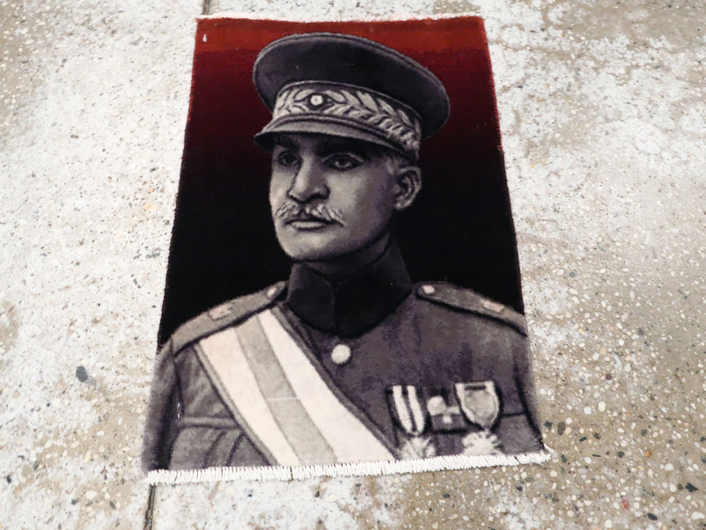 Vintage Persian Tabriz Pictorial Rug, No.29069 - Galerie Shabab