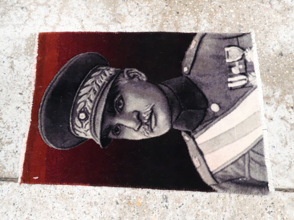 Vintage Persian Tabriz Pictorial Rug, No.29069 - Galerie Shabab