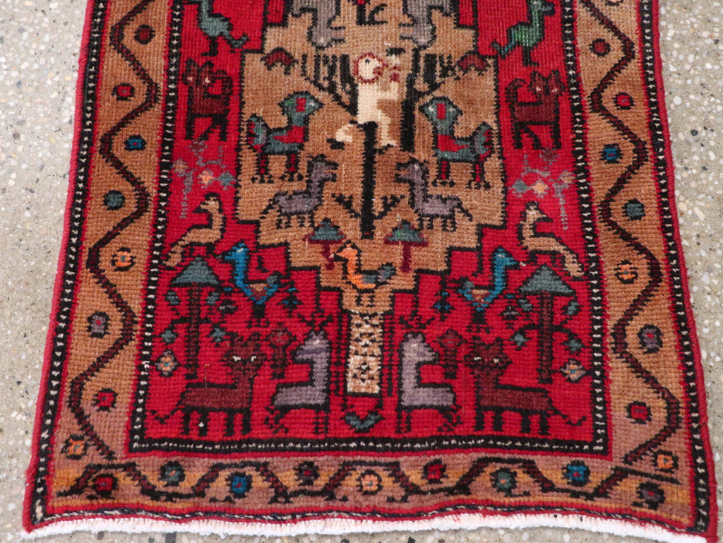 Vintage Persian Kurdish Pictorial Rug, No.29081 - Galerie Shabab