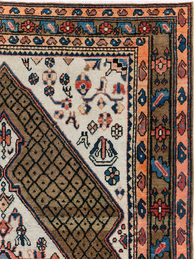 Vintage Persian Hamadan Gallery Rug, No.29086 - Galerie Shabab