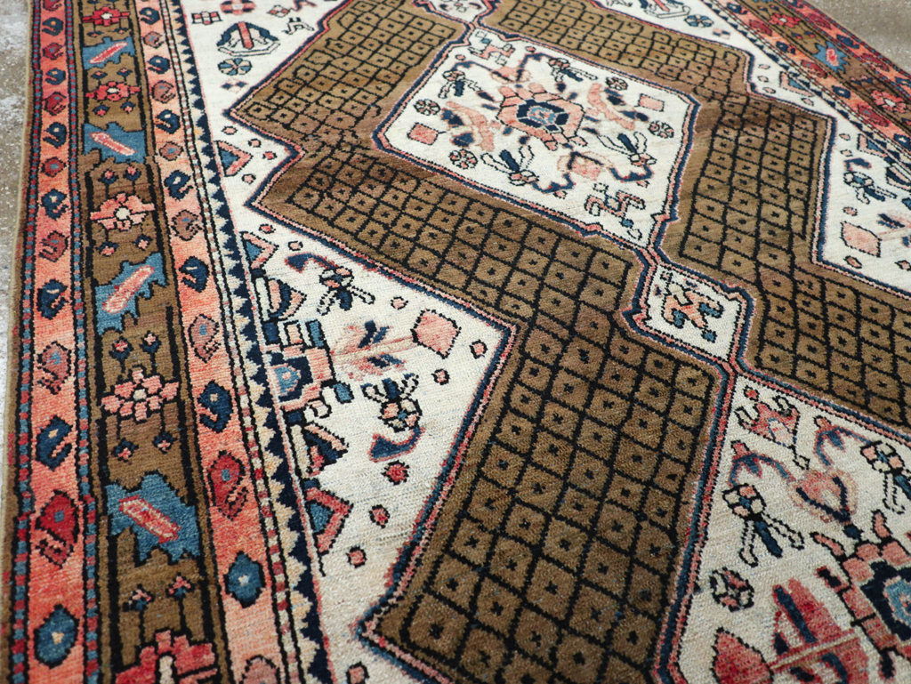 Vintage Persian Hamadan Gallery Rug, No.29086 - Galerie Shabab