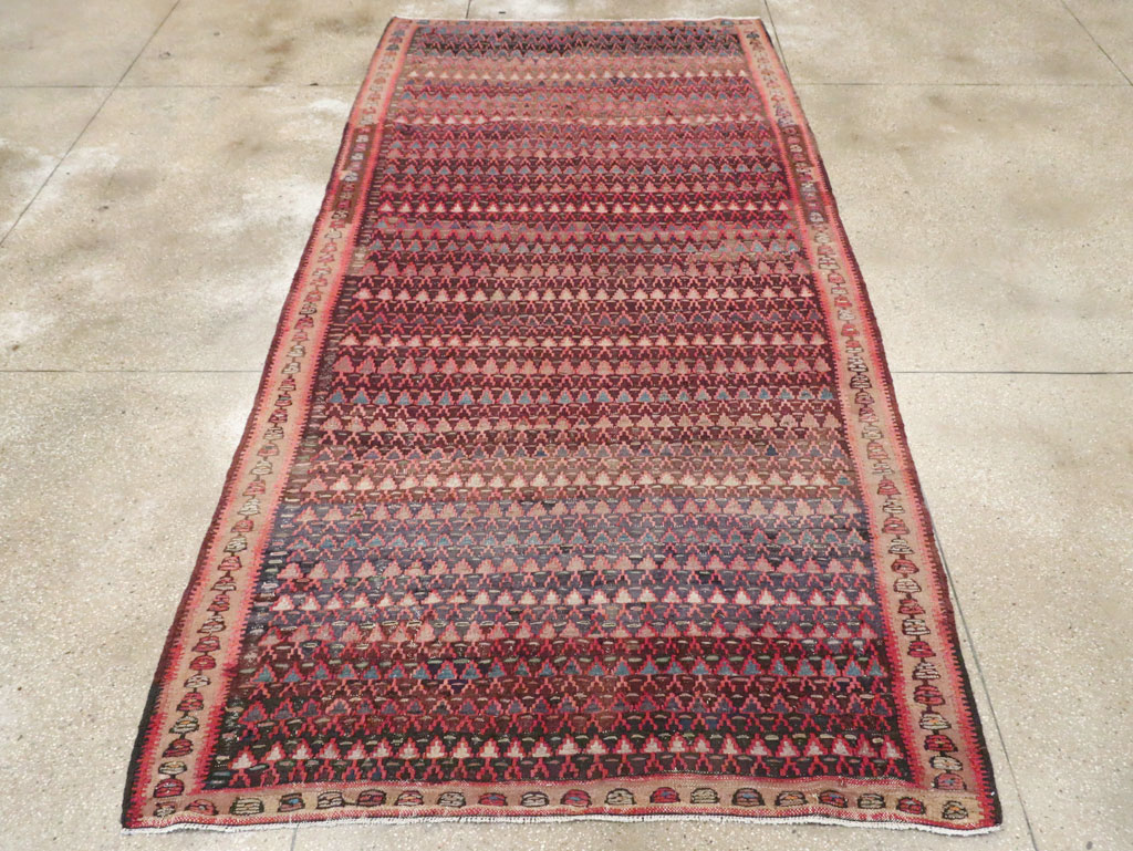 Vintage Persian Flatweave Kilim Gallery Rug, No.29087 - Galerie Shabab
