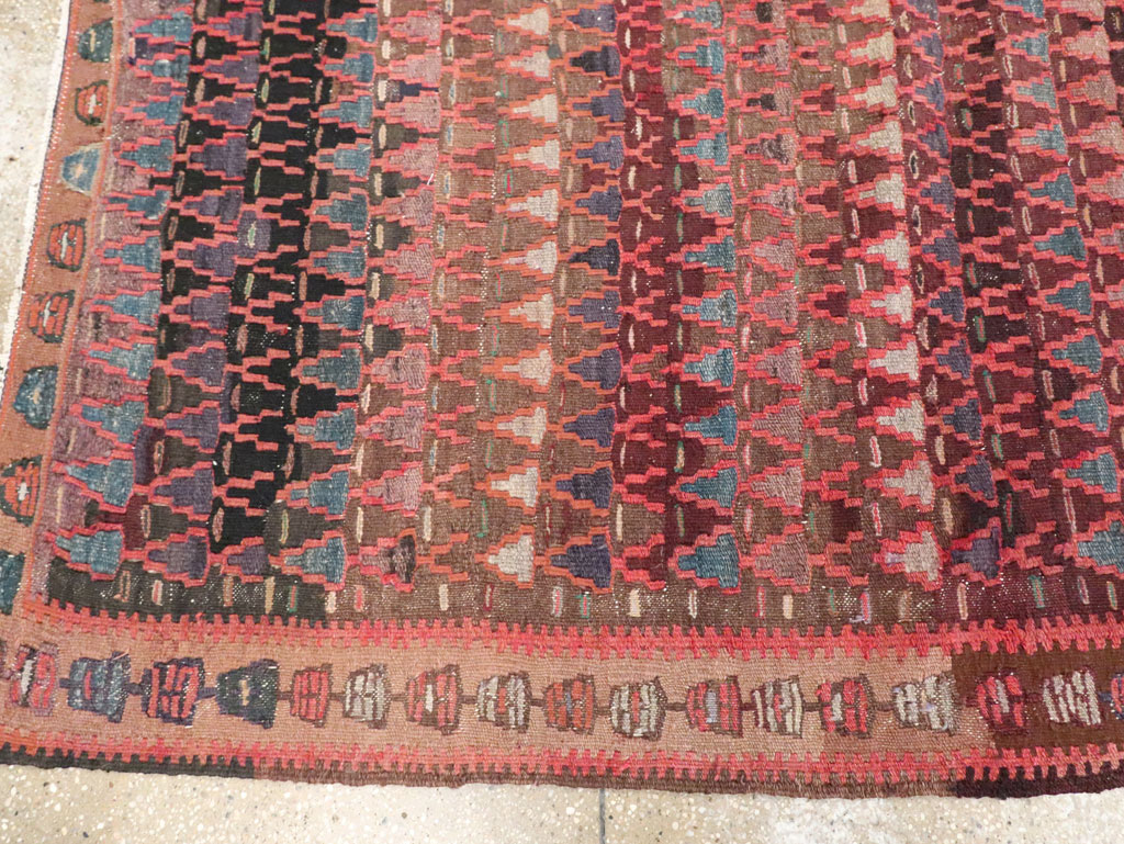 Vintage Persian Flatweave Kilim Gallery Rug, No.29087 - Galerie Shabab