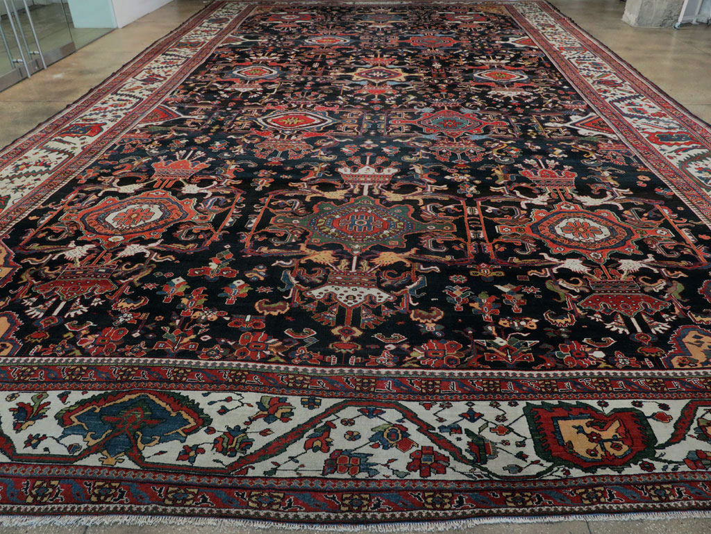 Antique Persian Bakhtiari Long Oversize Carpet, No.29101 - Galerie Shabab