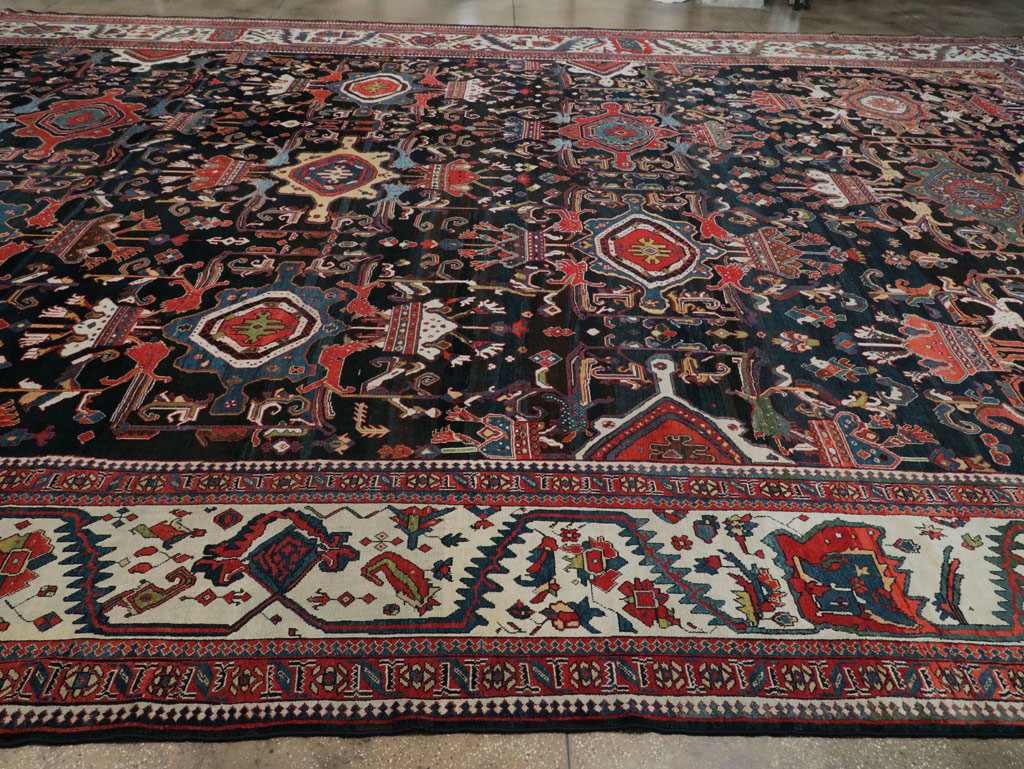 Antique Persian Bakhtiari Long Oversize Carpet, No.29101 - Galerie Shabab