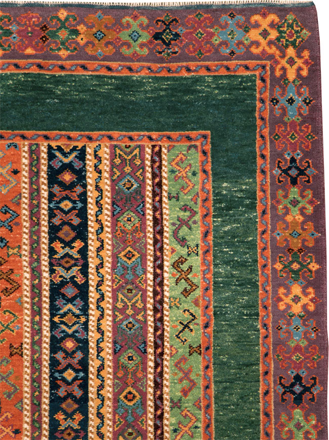 Vintage Turkish Anatolian Accent Rug, No.29107 - Galerie Shabab
