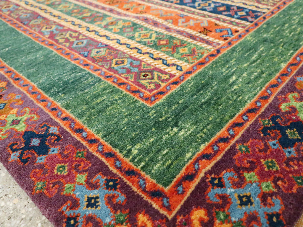 Vintage Turkish Anatolian Accent Rug, No.29107 - Galerie Shabab