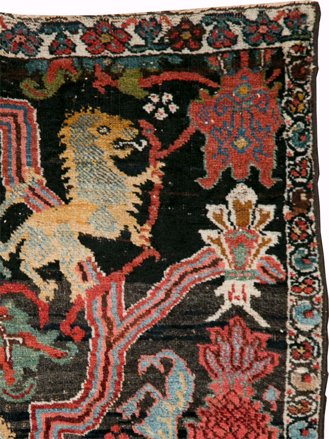 Antique Persian Bidjar Wagireh Rug, No.29112 - Galerie Shabab