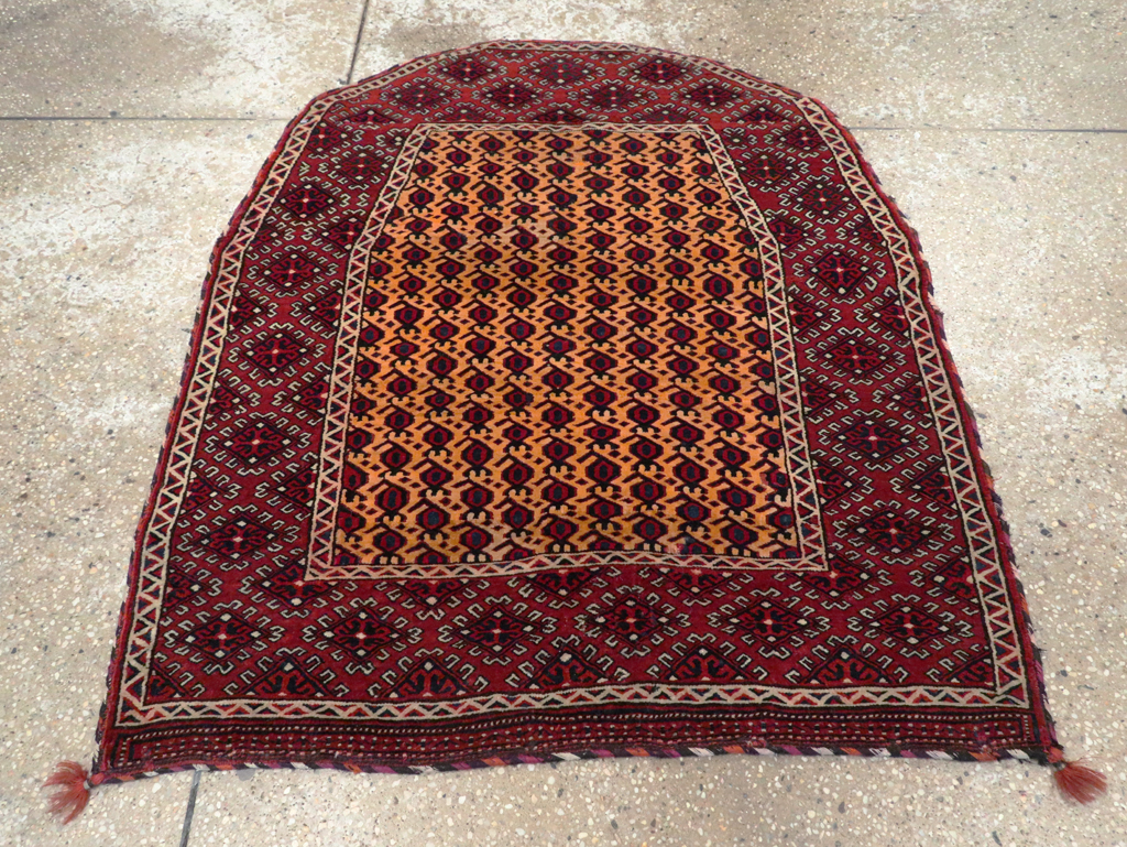 Vintage Central Asian Turkoman Tribal Throw Rug, No.29113 - Galerie Shabab