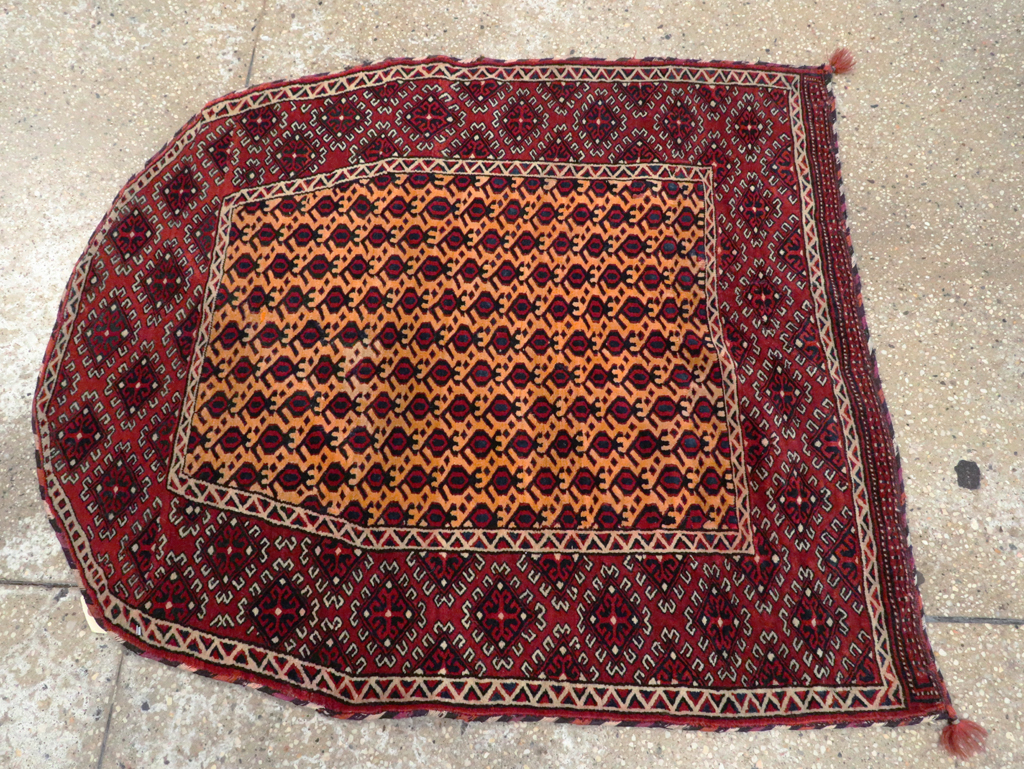 Vintage Central Asian Turkoman Tribal Throw Rug, No.29113 - Galerie Shabab
