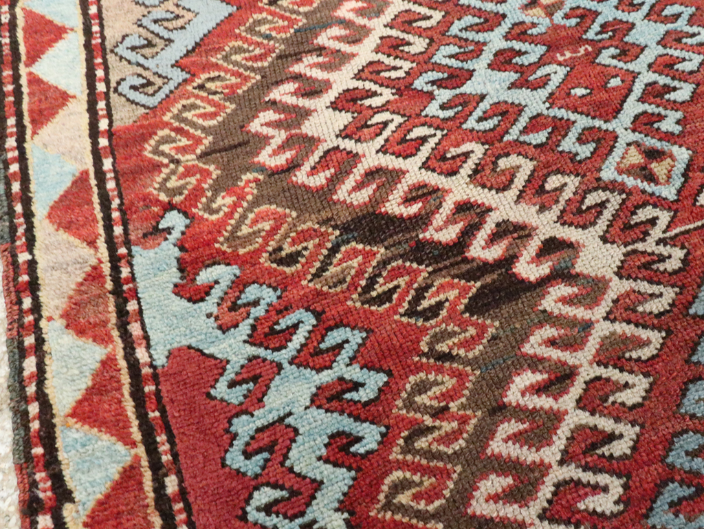 Antique Caucasian Kazak Throw Rug, No.29115 - Galerie Shabab