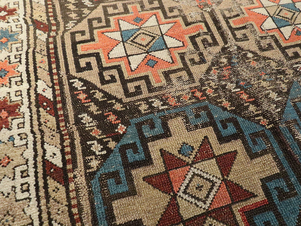 Antique Caucasian Kazak Runner, No.29117 - Galerie Shabab