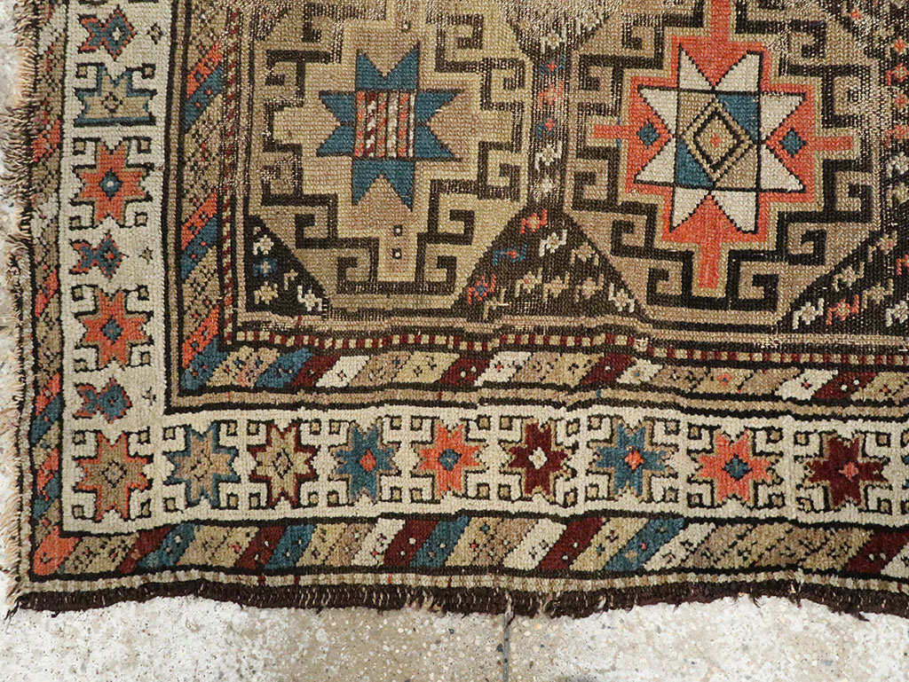 Antique Caucasian Kazak Runner, No.29117 - Galerie Shabab