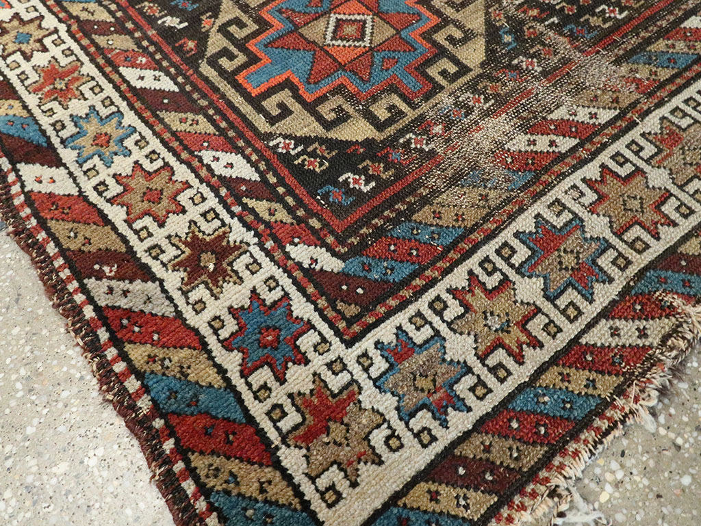 Antique Caucasian Kazak Runner, No.29117 - Galerie Shabab