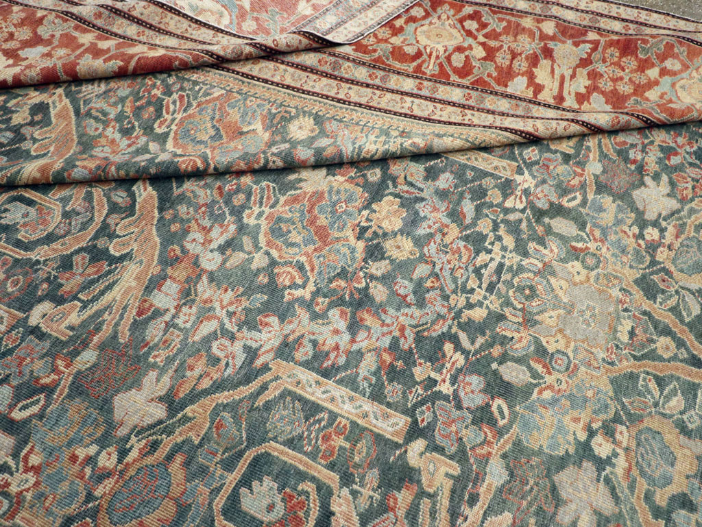 Antique Persian Mahal Oversize Carpet, No.29120 - Galerie Shabab