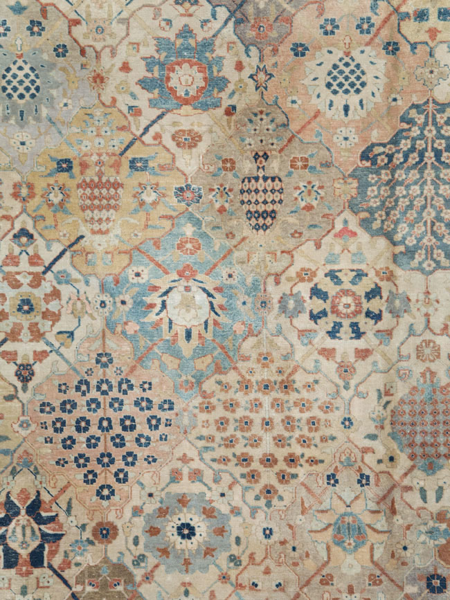 Antique Persian Tabriz Room Size Carpet, No.29122 - Galerie Shabab