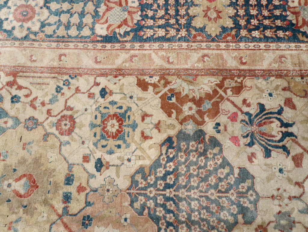 Antique Persian Tabriz Room Size Carpet, No.29122 - Galerie Shabab