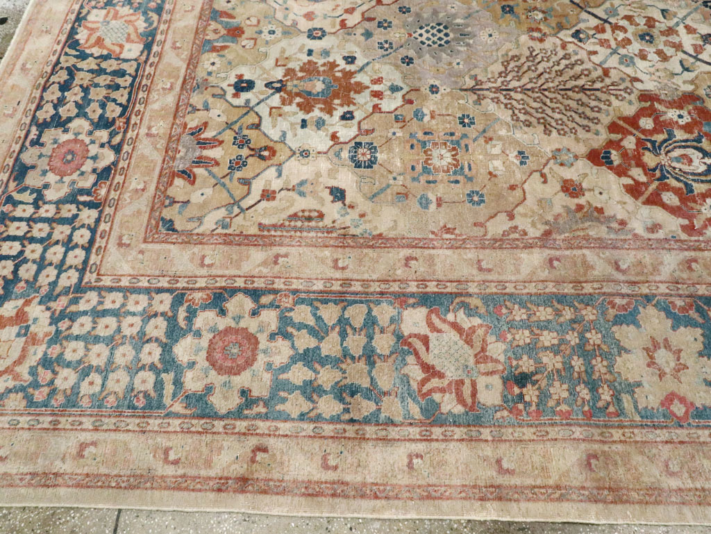 Antique Persian Tabriz Room Size Carpet, No.29122 - Galerie Shabab